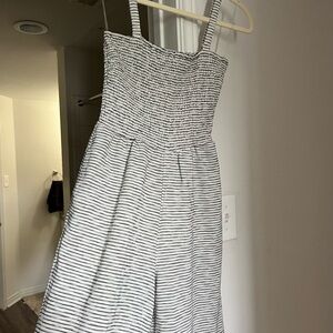 Old Navy Wide Leg Jumpsuit size XS